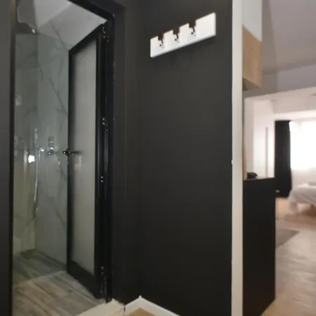 Premium Apartment *