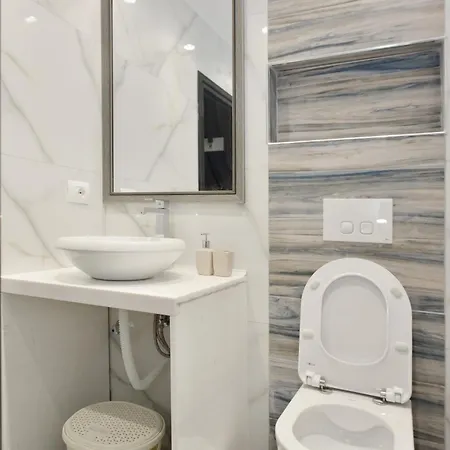 Premium Apartment
